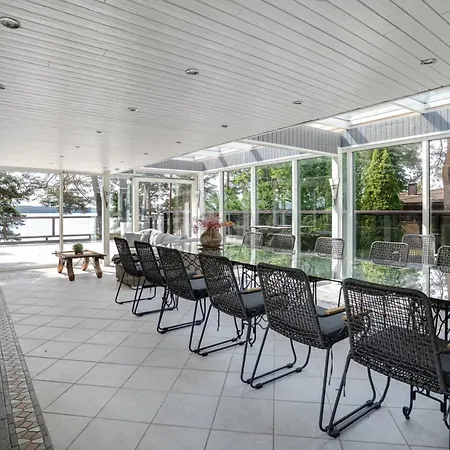 Elvala Luxury Lakeside Estate Near Villa Tampere
