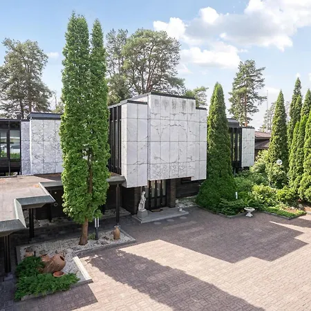 Elvala Luxury Lakeside Estate Near Villa Tampere