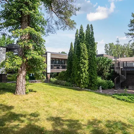 Elvala Luxury Lakeside Estate Near Villa Tampere