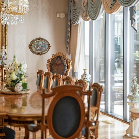 Elvala Luxury Lakeside Estate Near *