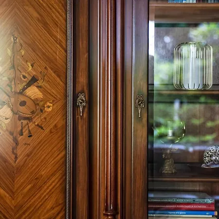 Villa Elvala Luxury Lakeside Estate Near *